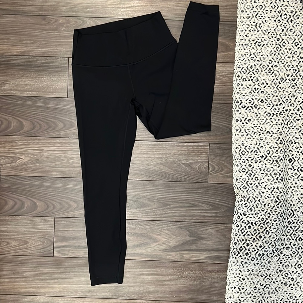 Lululemon Wunderunder high rise Luxtreme 25” black